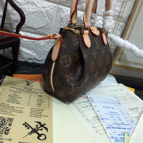 ルイヴィトンバッグ側面デザイン